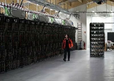Modern mining farm with integrated solar panels